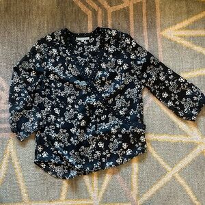 Floral Silky 3/4 Sleeve Blouse - L